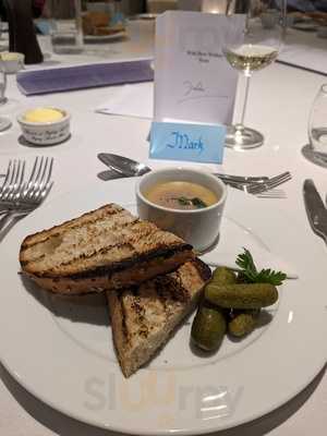 Delia's Restaurant And Bar