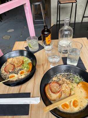 Cocktail Beer Ramen + Bun