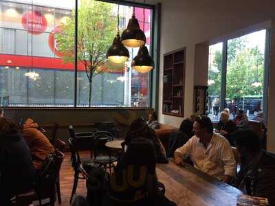 Caffe Nero - Trinity Square