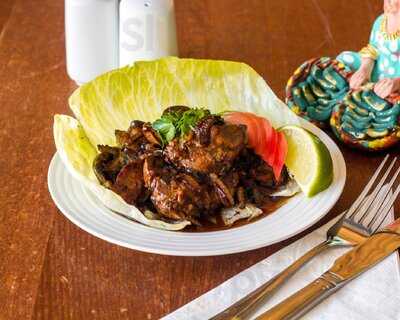 Amun's Restaurant & Shisha Garden