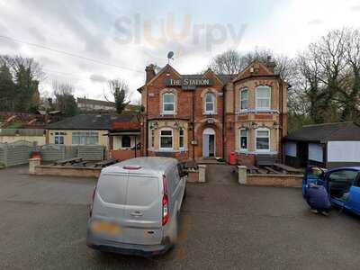 Station Pub