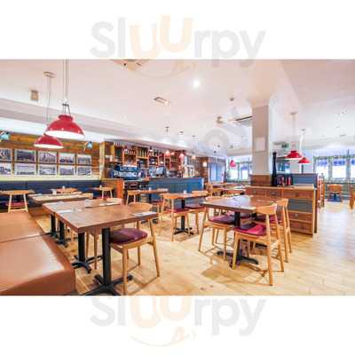 Bella Italia Leeds Briggate