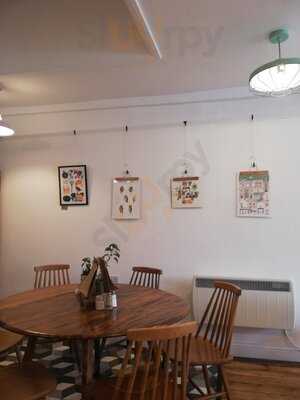 Sift : Cafe & Bakery