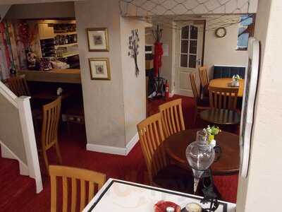 At Home Cafe Bar & Bistro