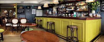 The Poets Ale And Smoke House