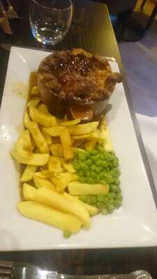 Amber Bar & Restaurant