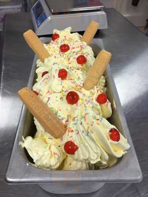 Groovy Moo Fresh Artisan Gelato - Howden