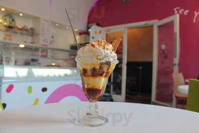 One Restaurant & Bar