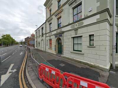 One Restaurant & Bar