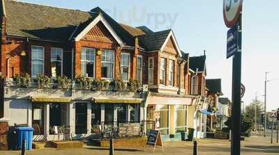 300 (the Hop & Vine)