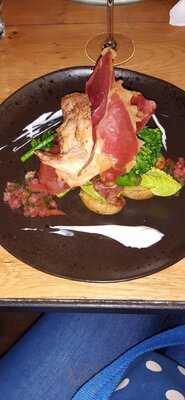 Unthank Arms Bar & Restaurant