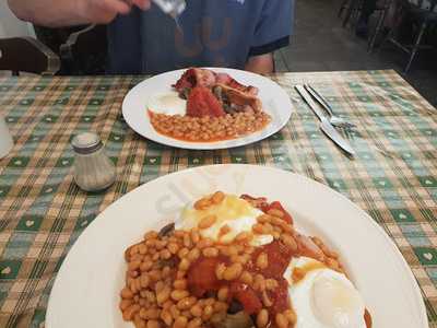 George's Cafe & Restaurant