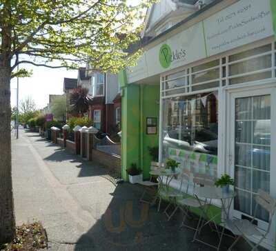 Pickle's Sandwich Bar