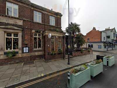 Nonno's Pizza And Plates