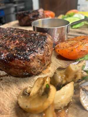 Newland Tofts Lane Bar & Grill