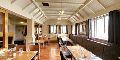 The Horseshoe Bar & Restaurant