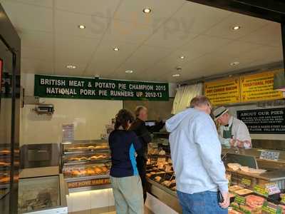 Huddlestons Butchers