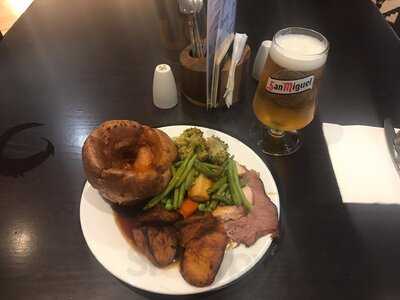 The George Carvery