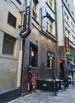 Wall Of Fame Bar & Kitchen