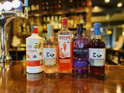 The Mayflower Bar And Eatery