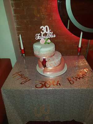 Parliament Bar And Kitchen