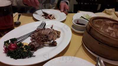 Dukes Head Tham's Restaurant & Bar