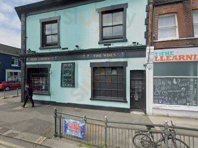 The Crown And Anchor Inn