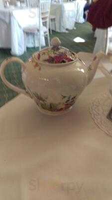 Lazy Daisy's Vintage Tea Party