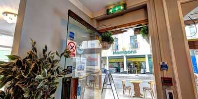 Bella Bar Restaurant