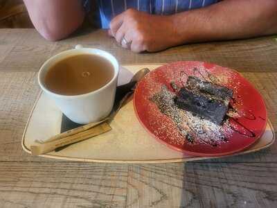 Ego At The Wellington, Shadwell