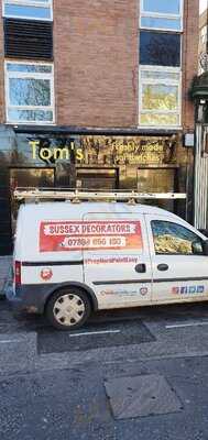 Tom's Freshly Made Sandwiches