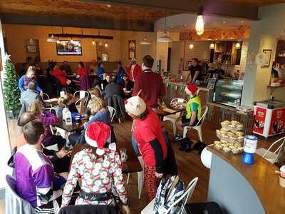 The Peloton Cafe, Hull.