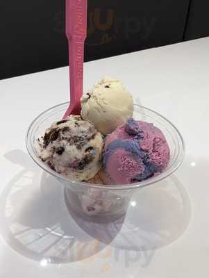 Baskin Robbins