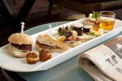 The Metropole Lounge