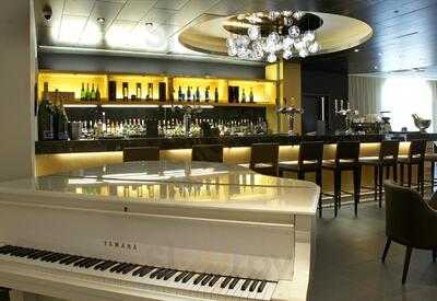 The Metropole Lounge