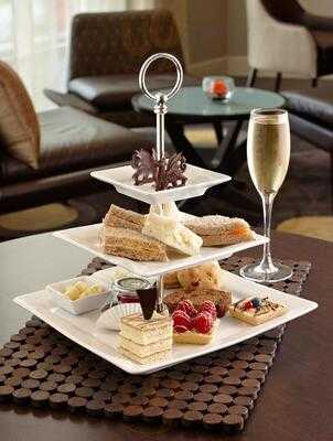 The Metropole Lounge