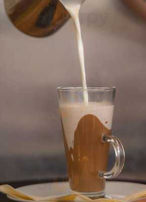 The Hot Chocolate Lounge