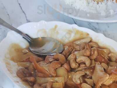 Ying Wah Bar & Restaurant