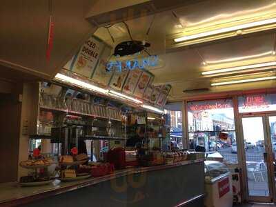 Tophams Ice Cream Parlour