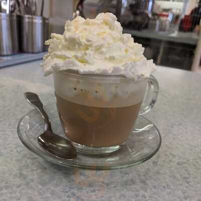 Tophams Ice Cream Parlour