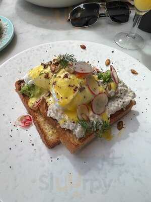 Redroaster Coffee Co