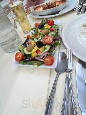 Vivido Bar & Restaurant