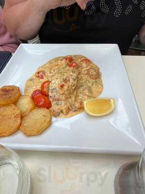 Vivido Bar & Restaurant