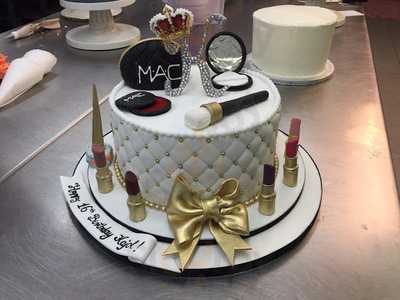 Cakesmiles Bakery And Showroom