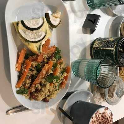 Sebastian's Kitchen + Cakery