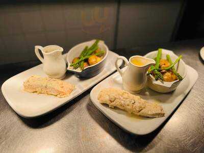 Sinclair's Oyster Bar