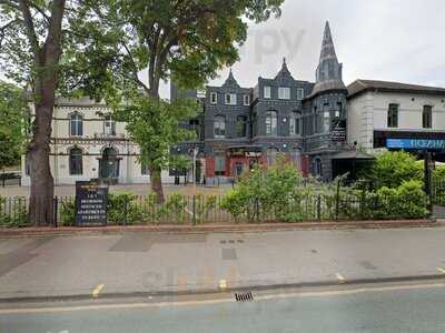 Izabella Restaurant And Cocktail Bar