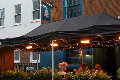 Marlborough Pub And Theatre