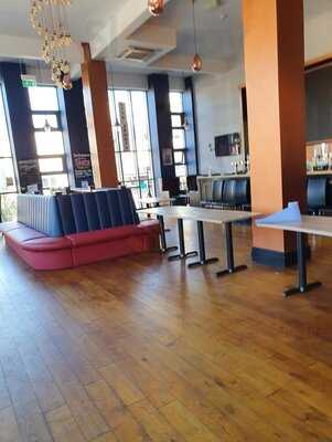 The Shakespeare Bar&grill