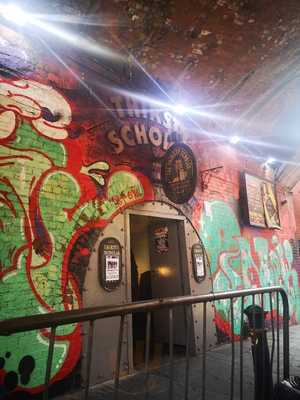 Mod's Veggie & Vegan Cafe At The Thirsty Scholar